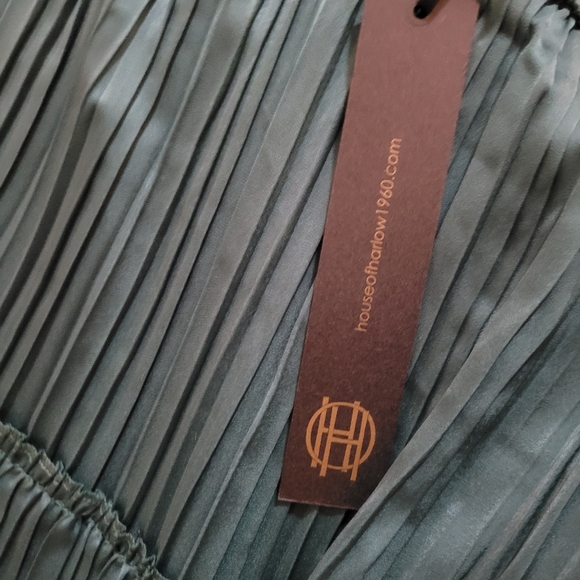 NWT House of Harlow 1960 Layered Skirt - Picture 3 of 5